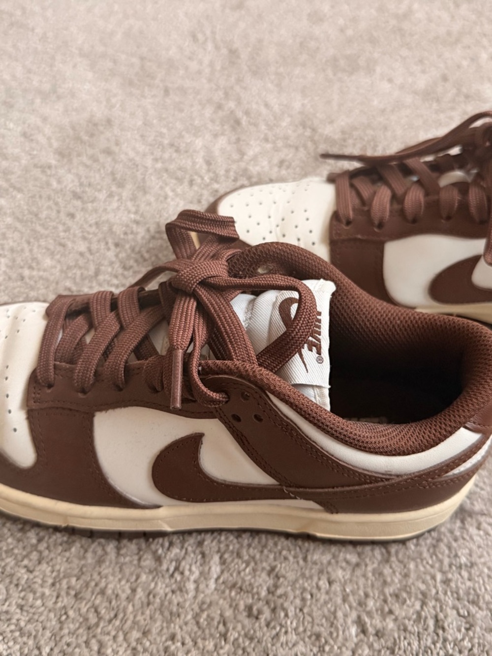 Nike White and Brown Low-Top Sneakers - Picture 4 of 6